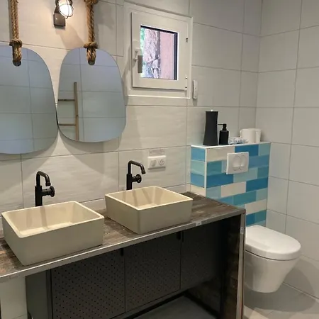 Maison & Piscine Privee Vue Panoramique Tres Calme Independant Dom wakacyjny *