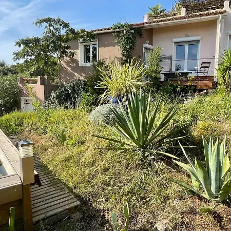 Maison&piscine Privée Vue Panoramique Très Calme Indépendant Hébergement de vacances *
