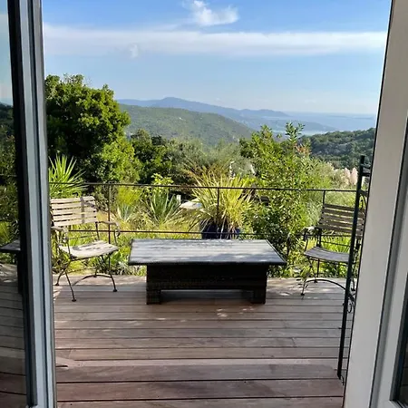 Hébergement de vacances Maison&piscine Privée Vue Panoramique Très Calme Indépendant