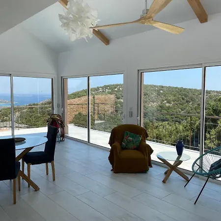 Hébergement de vacances Maison&piscine Privée Vue Panoramique Très Calme Indépendant *