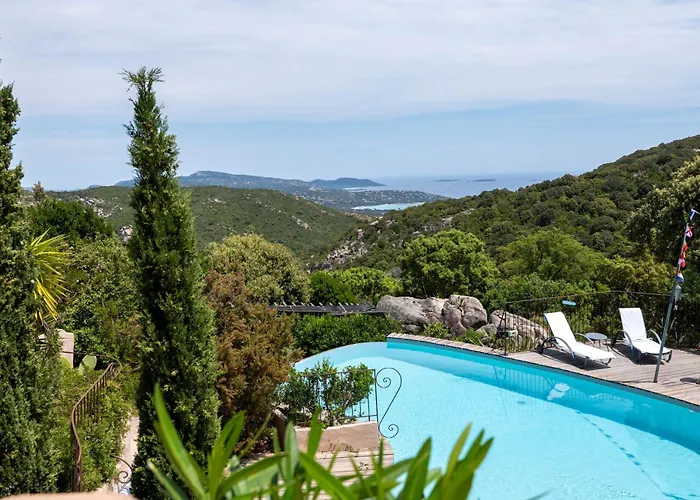 Dom wakacyjny Maison & Piscine Privee Vue Panoramique Tres Calme Independant